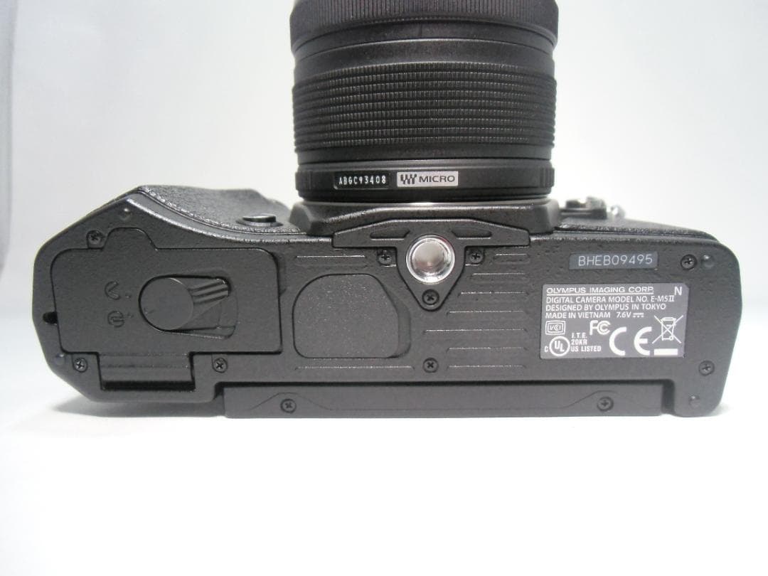 OLYMPUS OM-D E-M5 MarkⅡ　B054