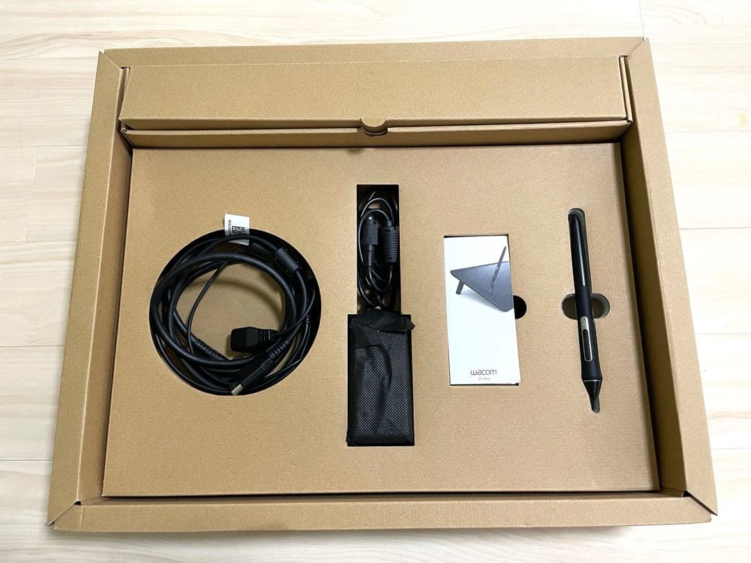 ディスプレイ・モニター本体 Wacom Cintiq 16 FHD