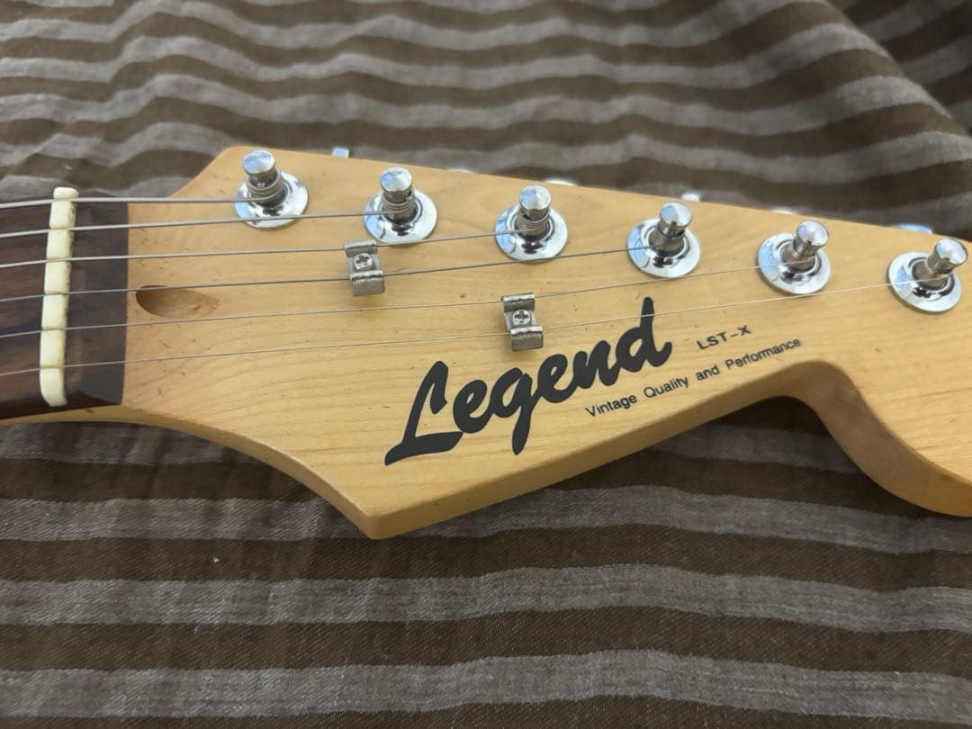 エレキギター　ストラトキャスター　Legend