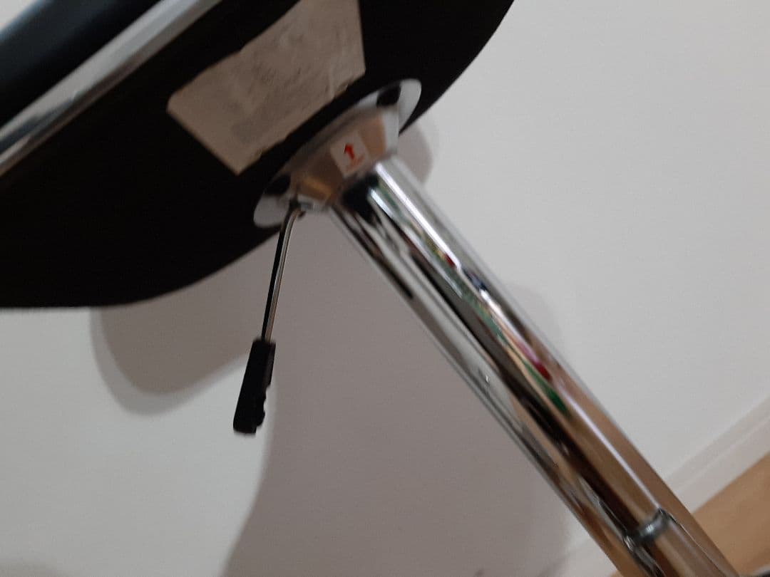 カウンターチェアー