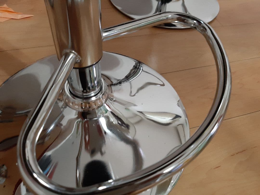 カウンターチェアー