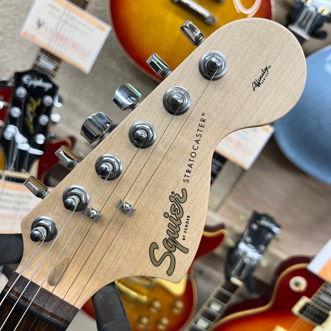 【11856】Squier Affinity Series ストラト 限定色