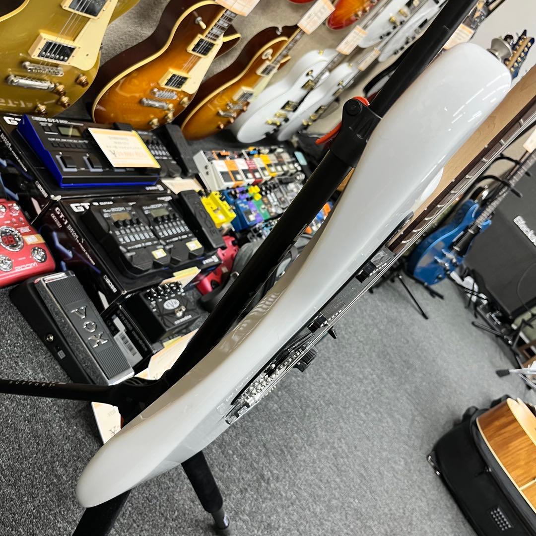 【11856】Squier Affinity Series ストラト 限定色