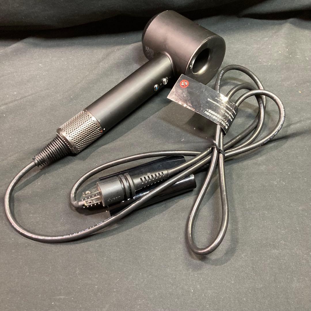 《ダイソン》ヘアドライヤー HD08 動作確認済 フィルターカバー難あり