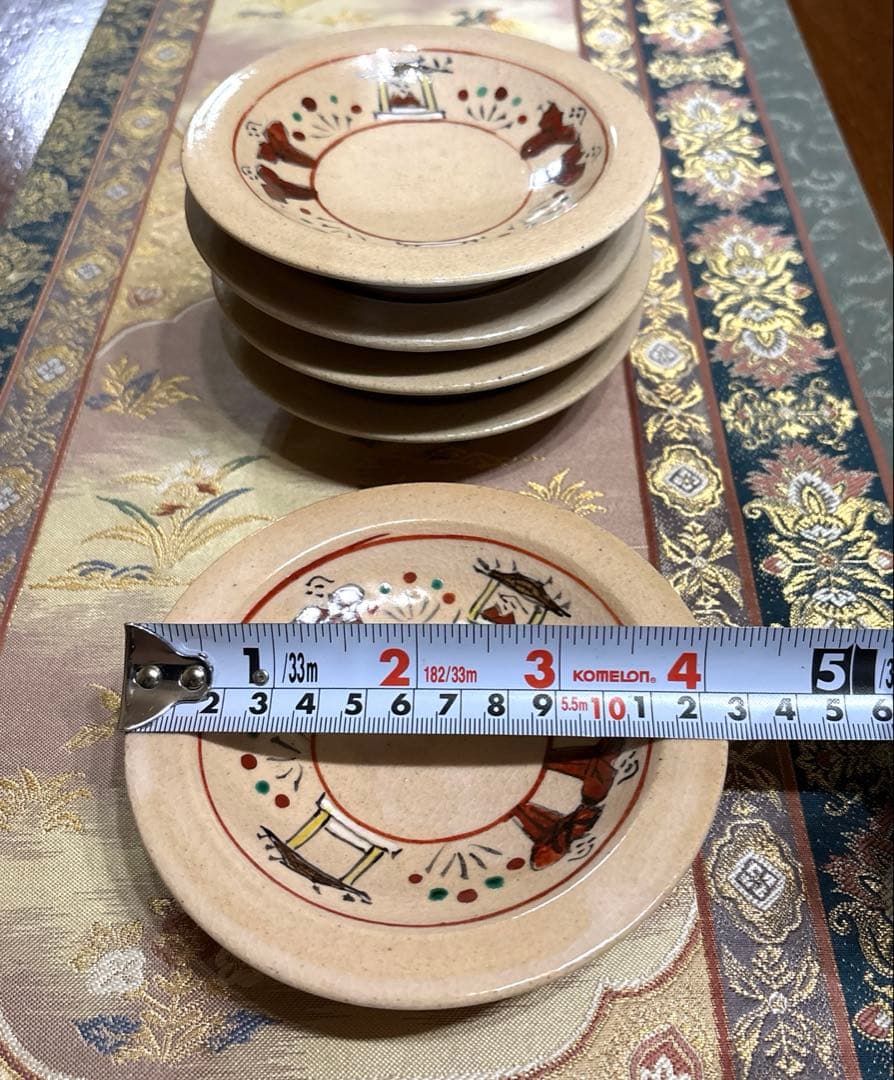 赤膚焼＊奈良絵　高台皿５