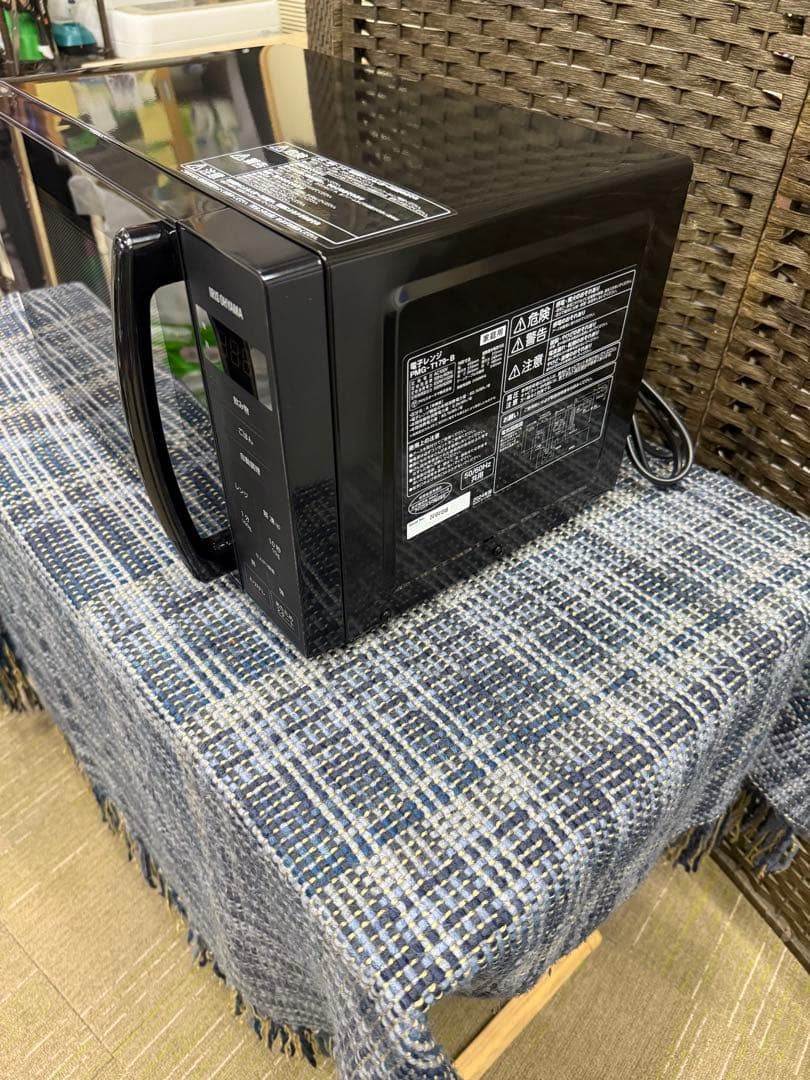 【洗浄消毒作業済】2024年製アイリスオーヤマ　電子レンジ　PMG-T179-B