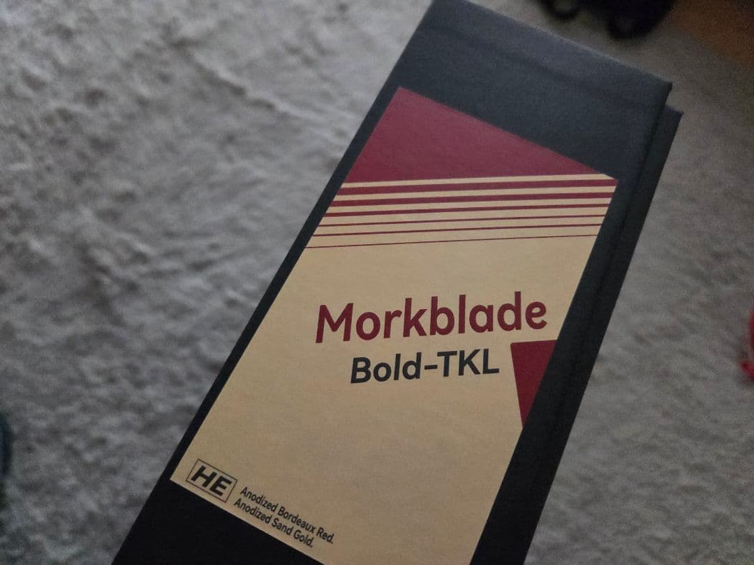 モークブレード　メカニカルキーボード レッド