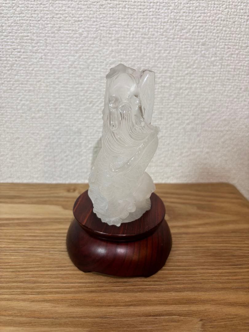 氷彫刻 ドラゴン 龍　置物 木製台座付き