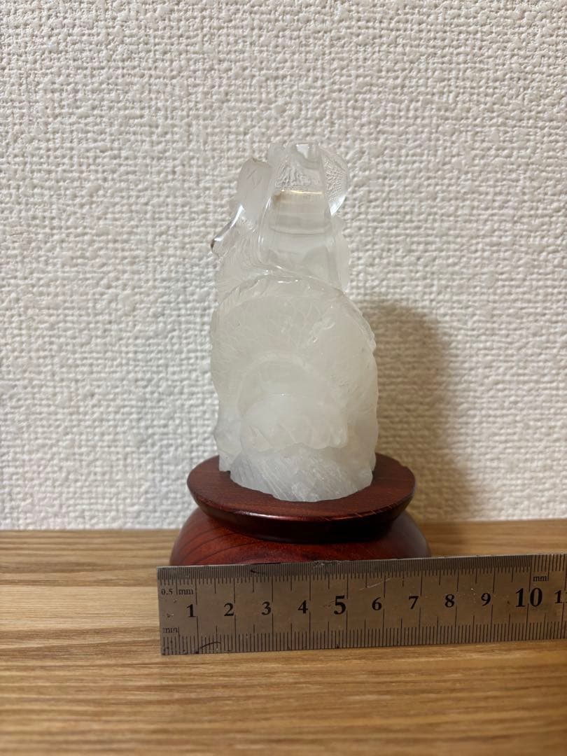 氷彫刻 ドラゴン 龍　置物 木製台座付き