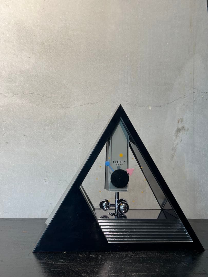 80'sポストモダン CITIZEN クオーツ置時計 ／スペースエイジ デザイン
