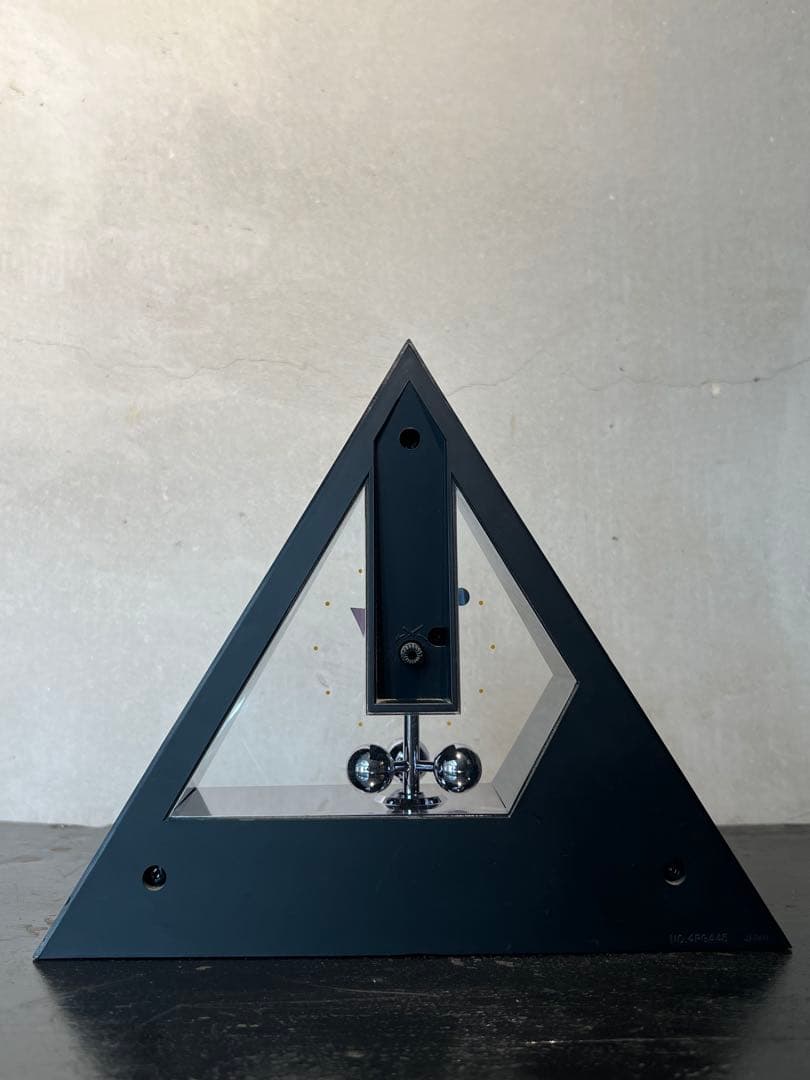 80'sポストモダン CITIZEN クオーツ置時計 ／スペースエイジ デザイン