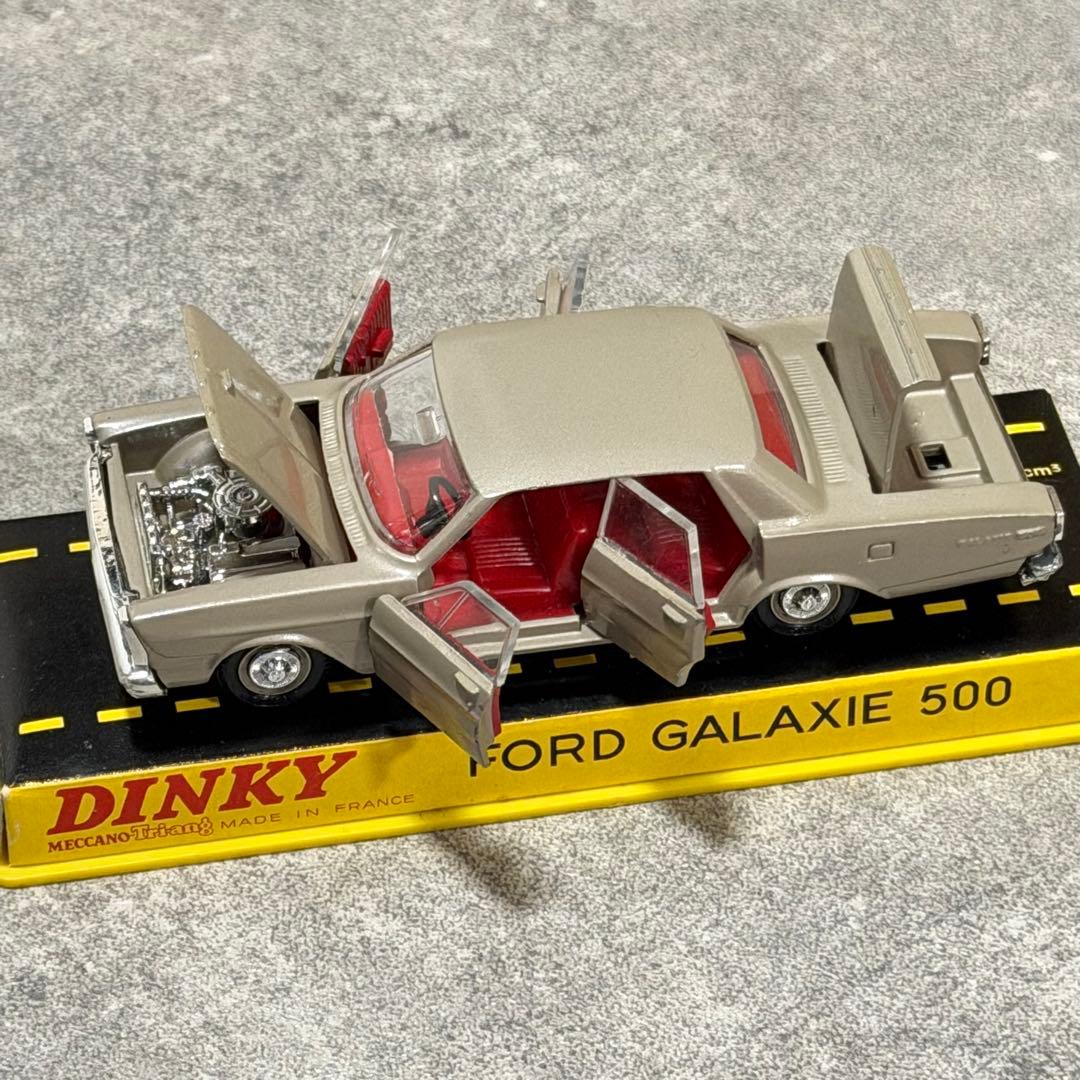 DINKY TOYS FORD GALAXIE 500 ミニカー