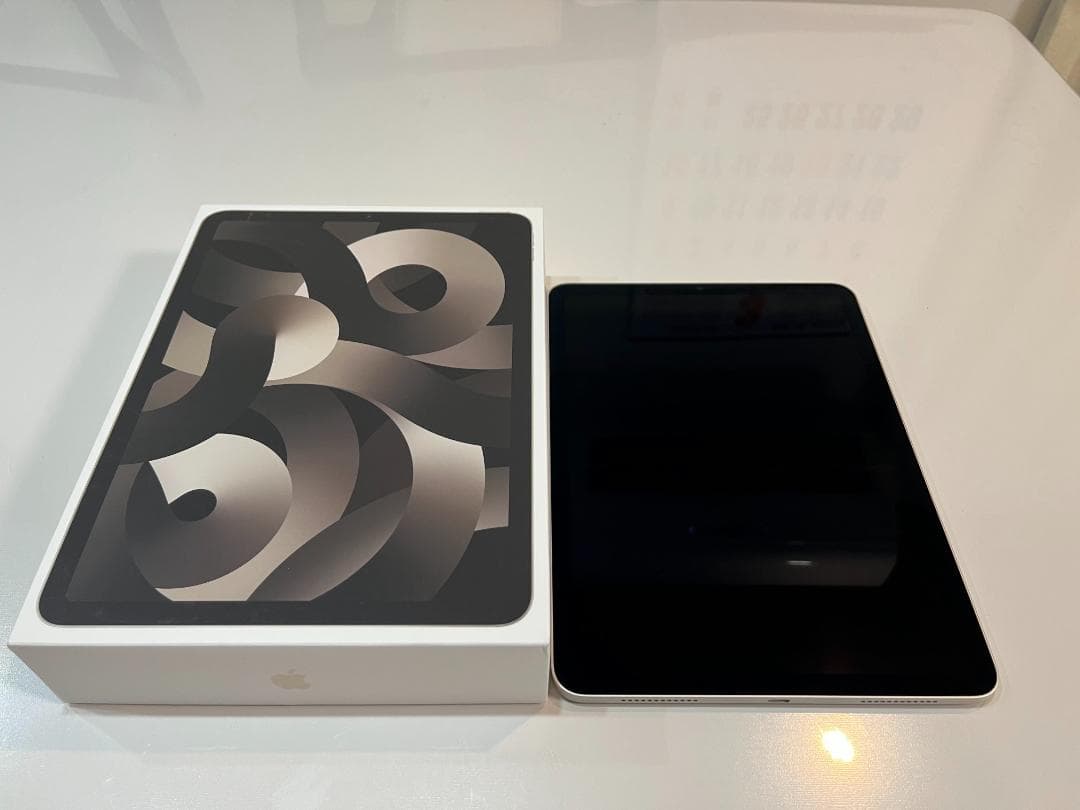 iPad Air 第5世代 WiFi モデル 256GB スターライト