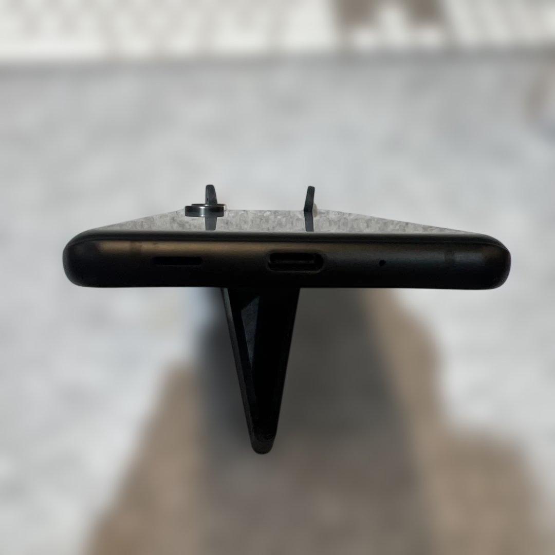 K1667 美品docomo SIMフリー　arrows N F-51C