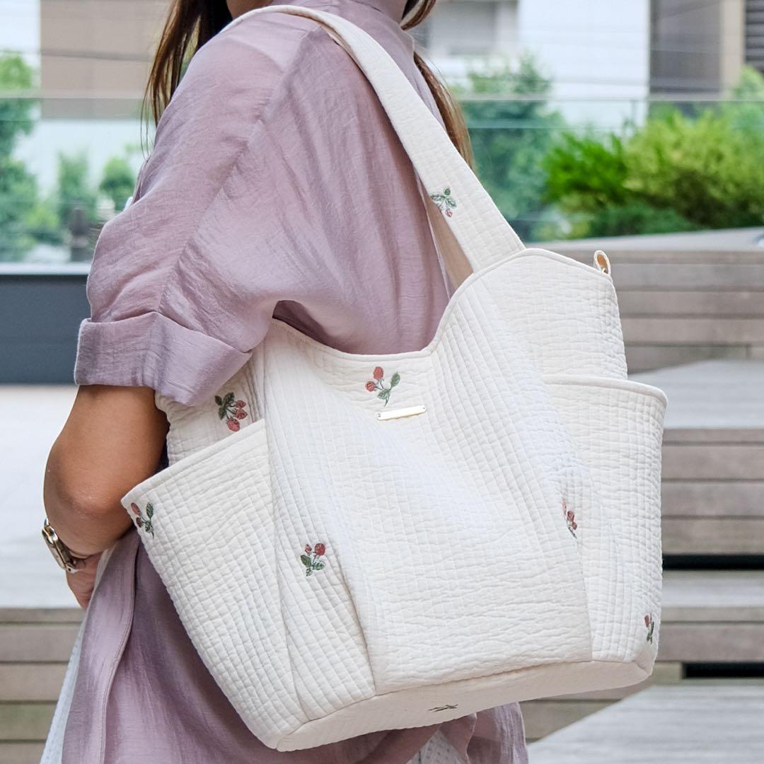 ラウンドヌビトートバッグMサイズ(いちご)