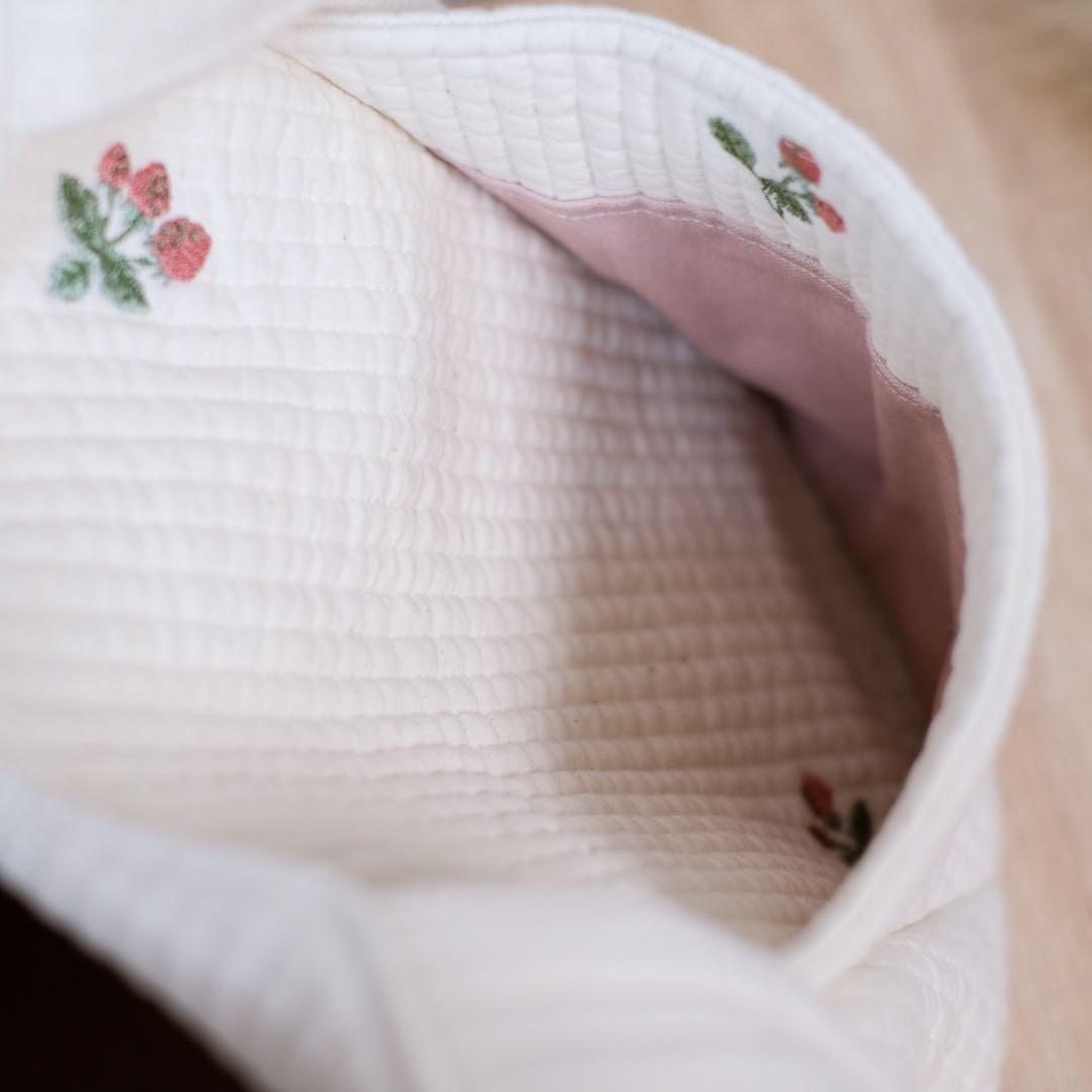 ラウンドヌビトートバッグMサイズ(いちご)