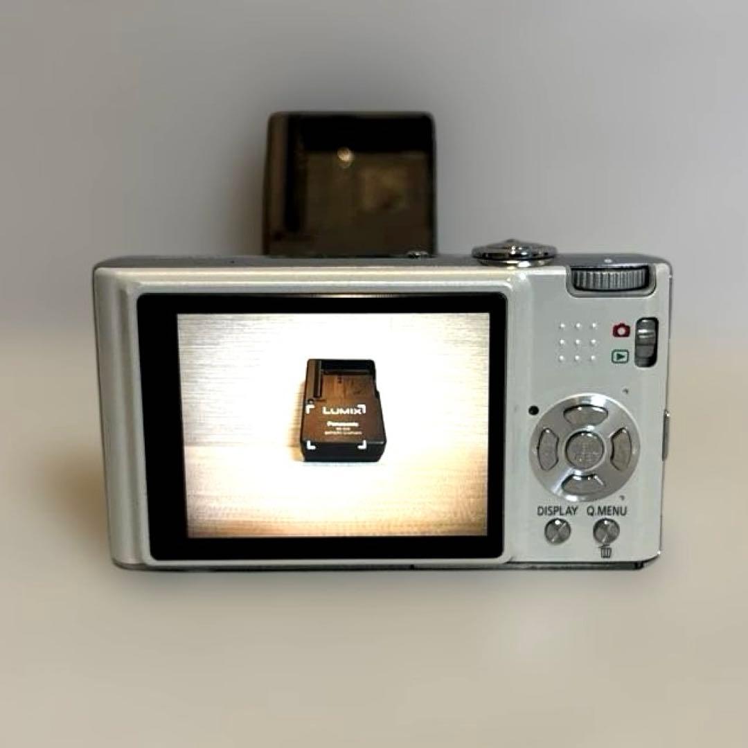 パナソニック Panasonic LUMIX DMC-FX37 ホワイト