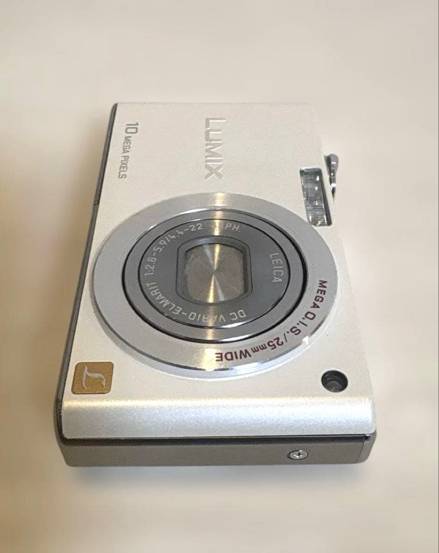 パナソニック Panasonic LUMIX DMC-FX37 ホワイト