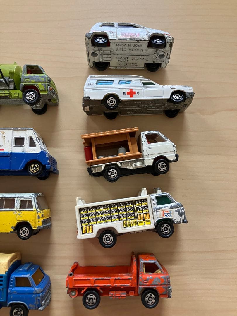 トミカ　中古車