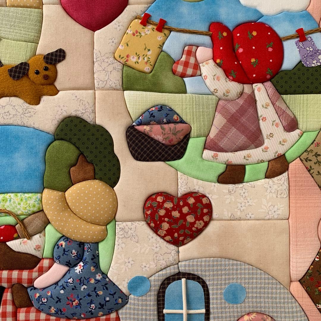♥︎スーの素敵な暮らし♥︎きめこみパッチワーク　ハンドメイド　完成品　さくらほりきり