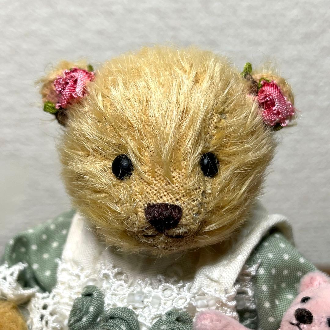 田中富美子先生のテディベア　台座付き JTF in TOKYO