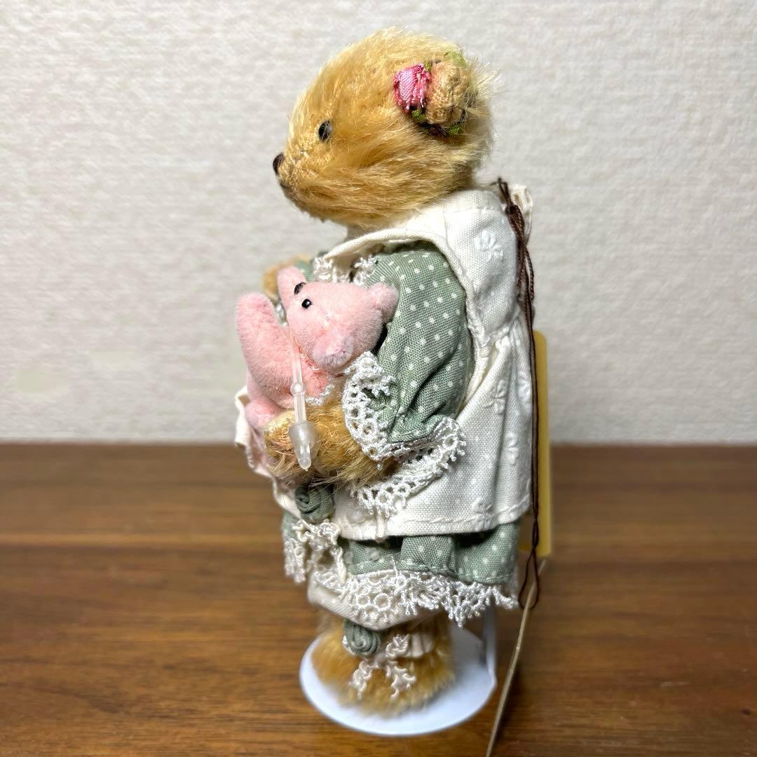 田中富美子先生のテディベア　台座付き JTF in TOKYO