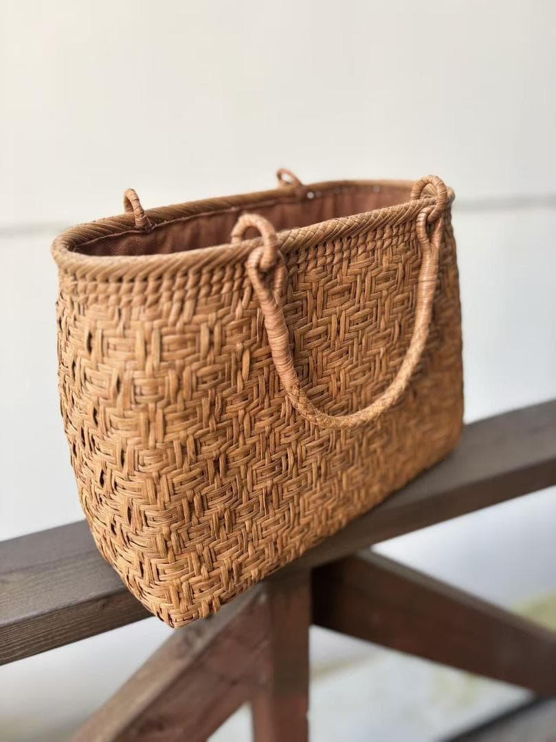 山葡萄　山葡萄籠バッグ　手作り　山葡萄かごバッグ　亀甲編み　内布あり