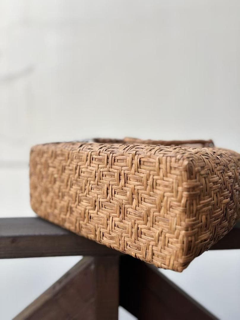 山葡萄　山葡萄籠バッグ　手作り　山葡萄かごバッグ　亀甲編み　内布あり