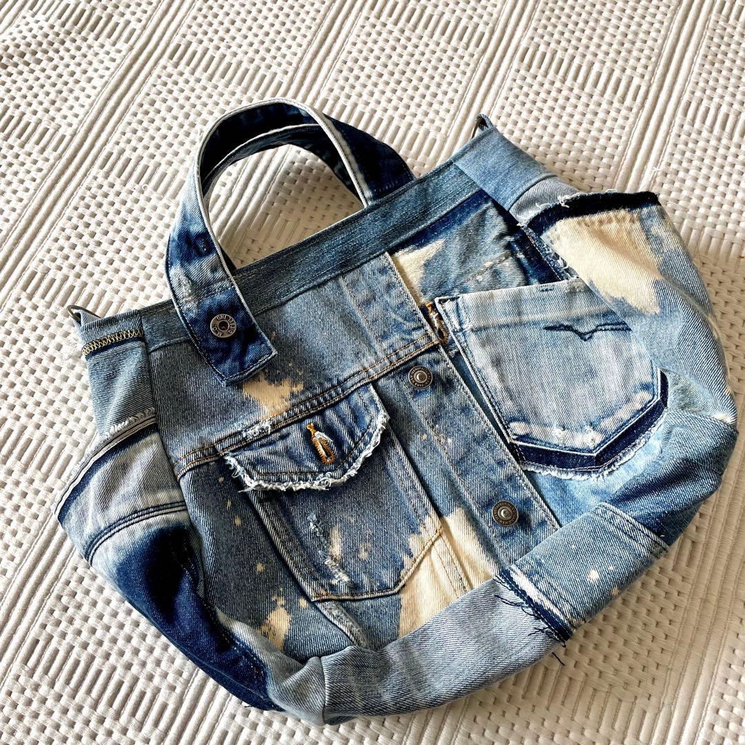 【持ちやすい大きさのブリーチバッグ】　デニム　リメイク　バッグ　トート ダメージ