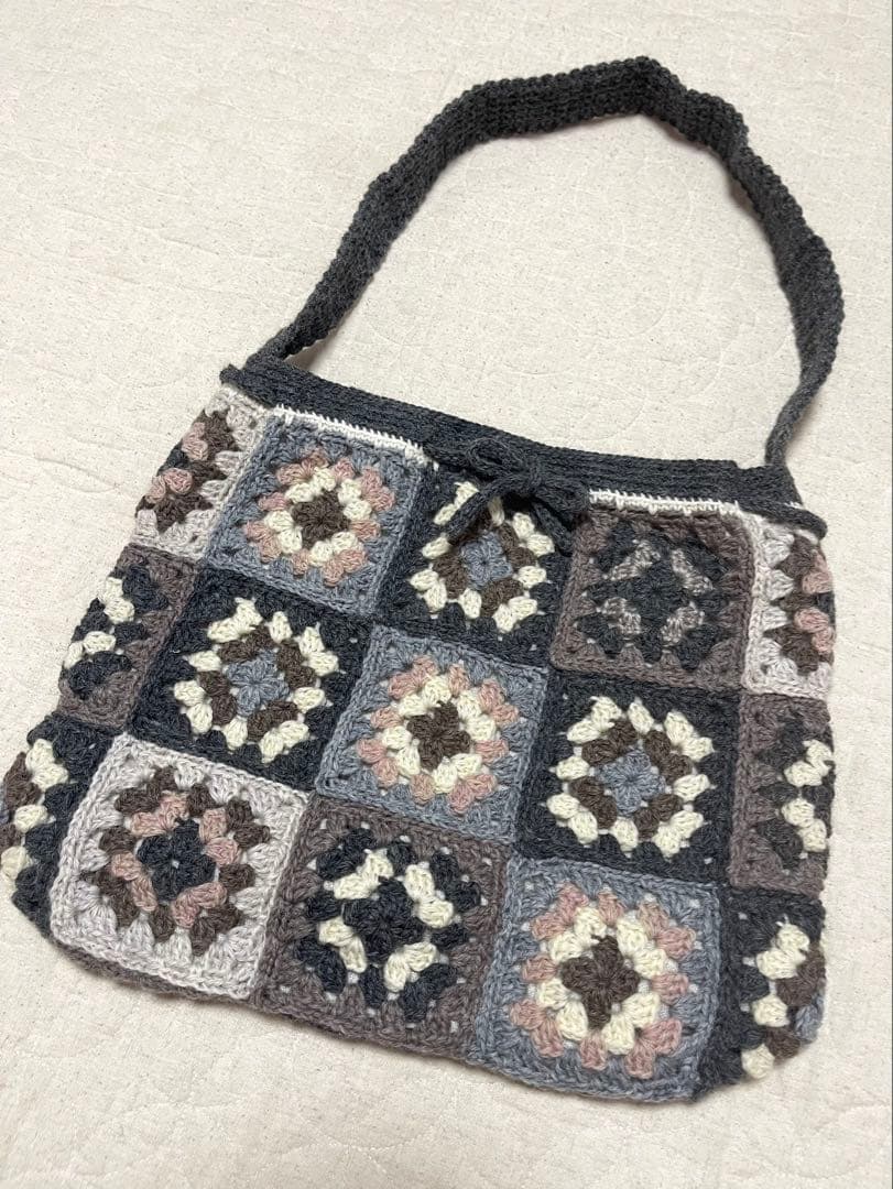 手編み♡ショルダーバック♡かぎ編み♡モチーフ編み♡ワンショルダーバック♡no.4