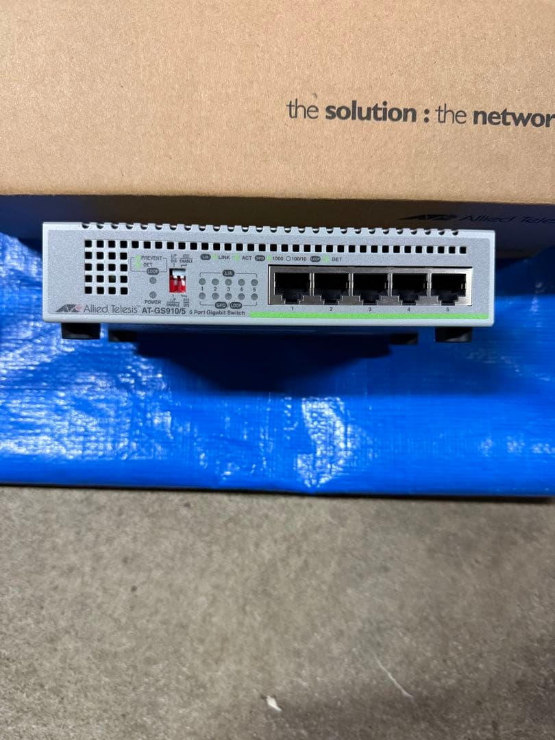 Allied Telesis AT-GS910/5 ギガビットスイッチ 5ポート