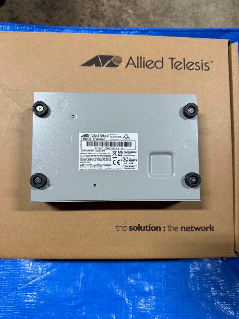 Allied Telesis AT-GS910/5 ギガビットスイッチ 5ポート