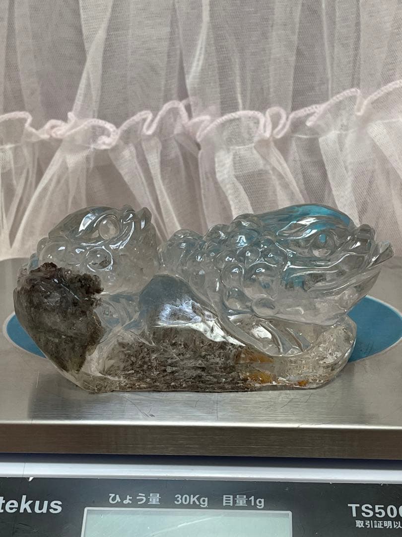 天然石 緑幽霊　ファントム水晶ゼニガエル 金蟾 親子手彫り 原石 綺麗 654g