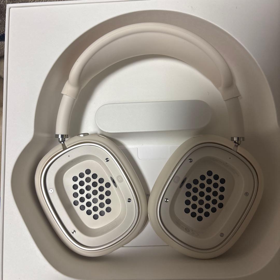 AirPods MAX スターライト