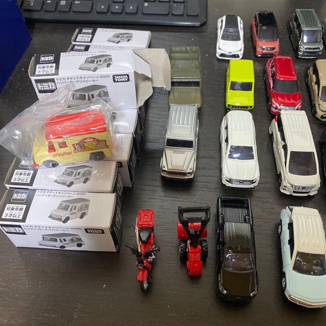 トミカまとめ販売　83台