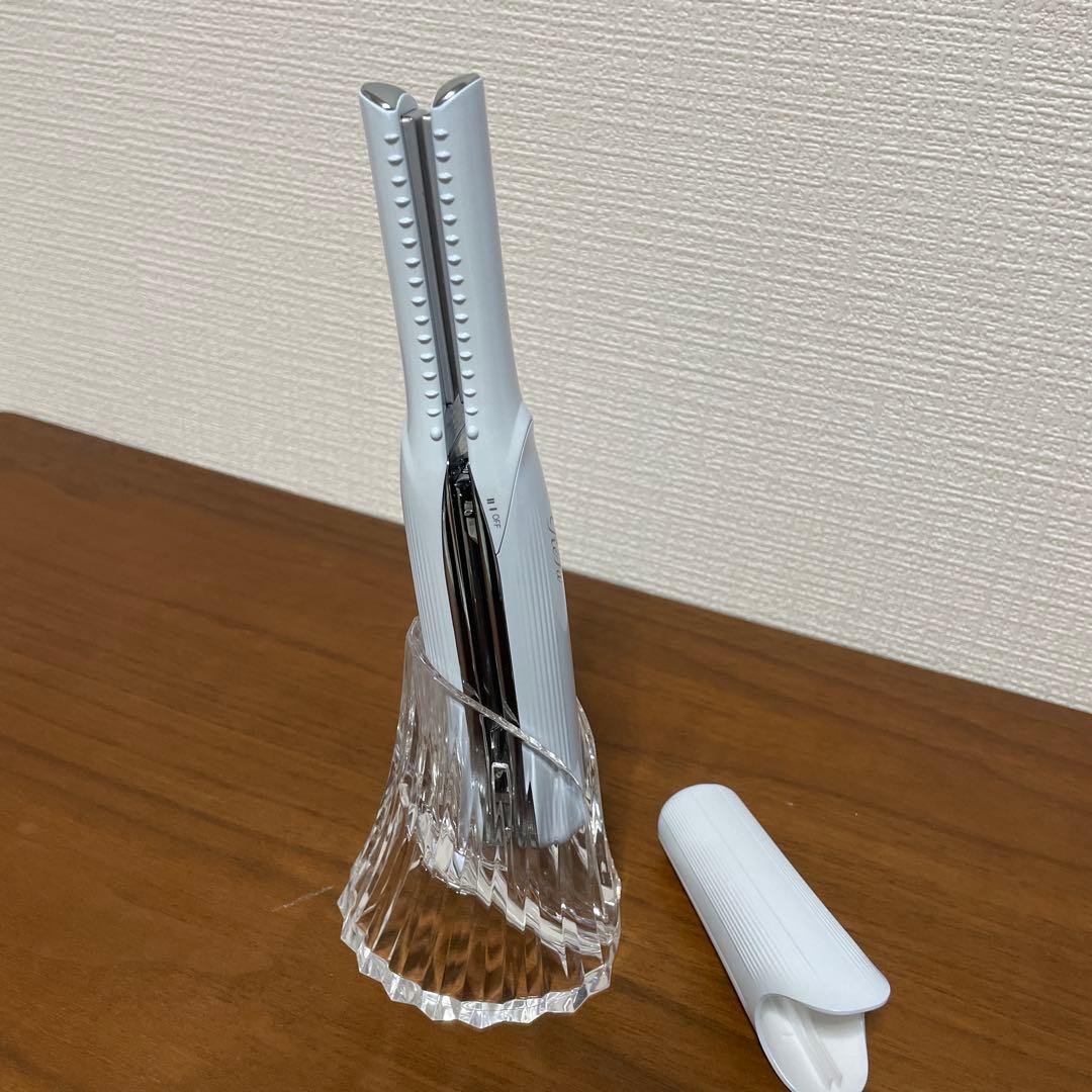 リファ　フィンガーアイロン 白 、専用スタンド付