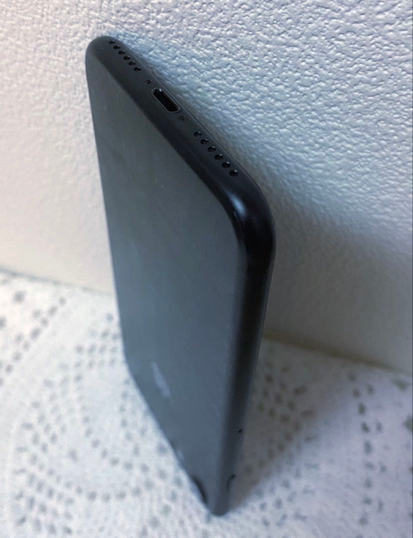 iPhone 7 ブラック 32 GB SIMフリー