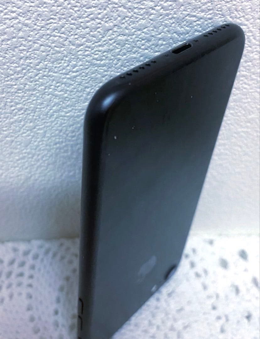 iPhone 7 ブラック 32 GB SIMフリー