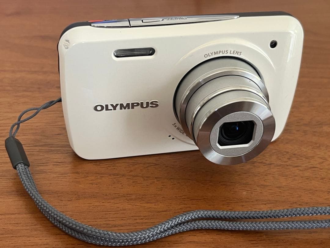 OLYMPUS VH-210 ホワイト デジタルカメラ