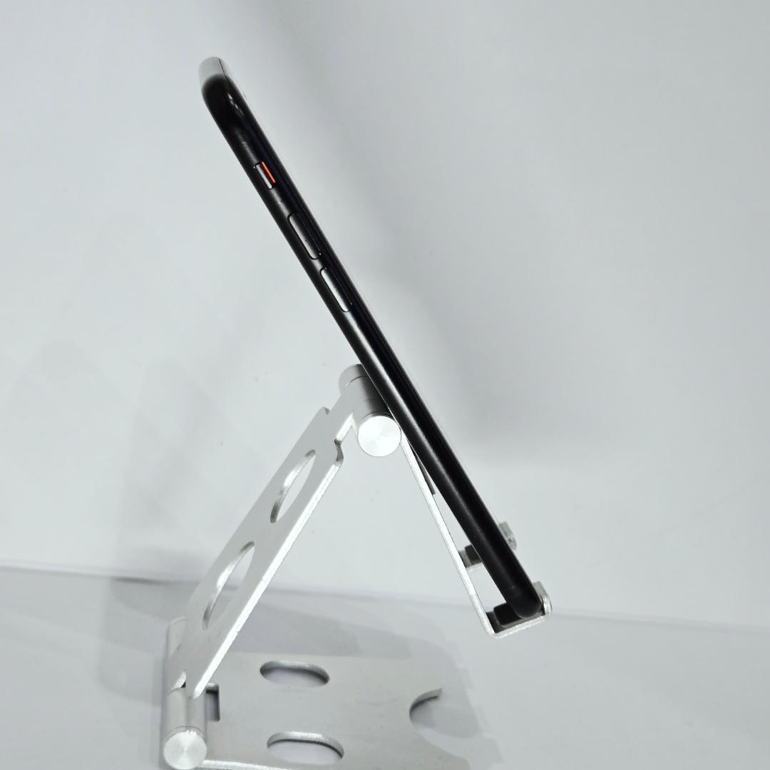 96 iPhone7 ブラック SIMフリー 美品