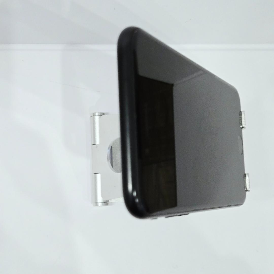 96 iPhone7 ブラック SIMフリー 美品