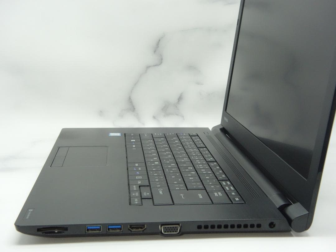 東芝 dynabook B75/D i7 6600U 8GB SSD256GB