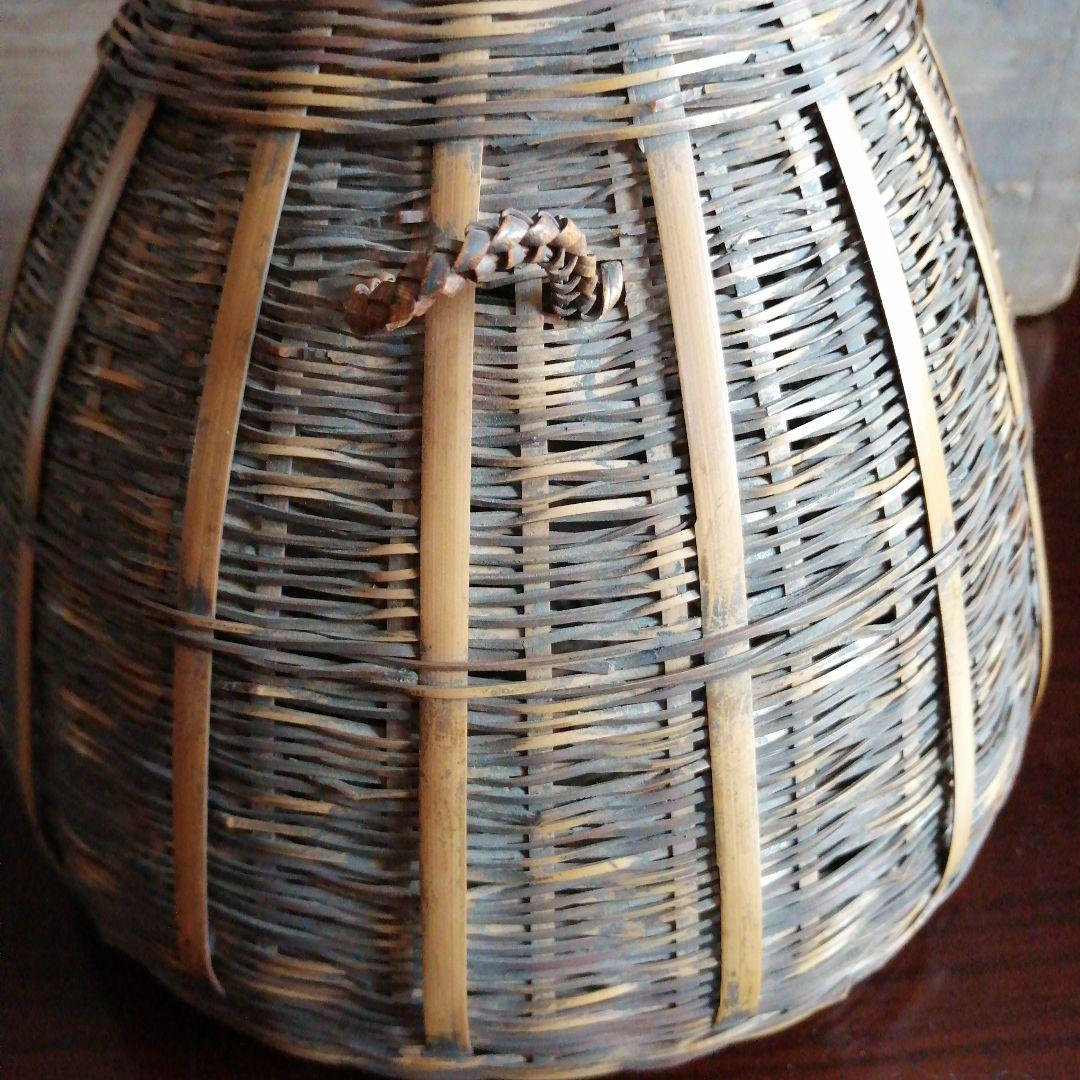 竹製円錐形掛花籠　24.2cm