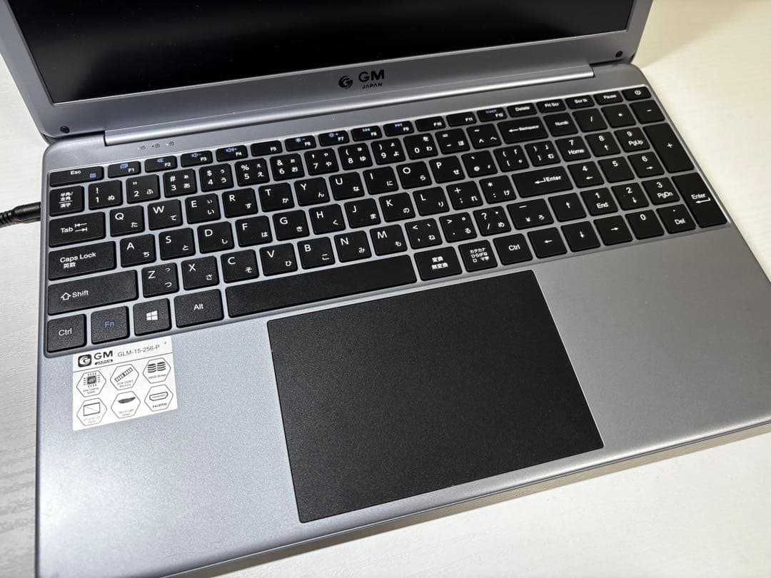 薄型ノートパソコン GM-JAPAN 15インチ 8GB SSD256GB大画面