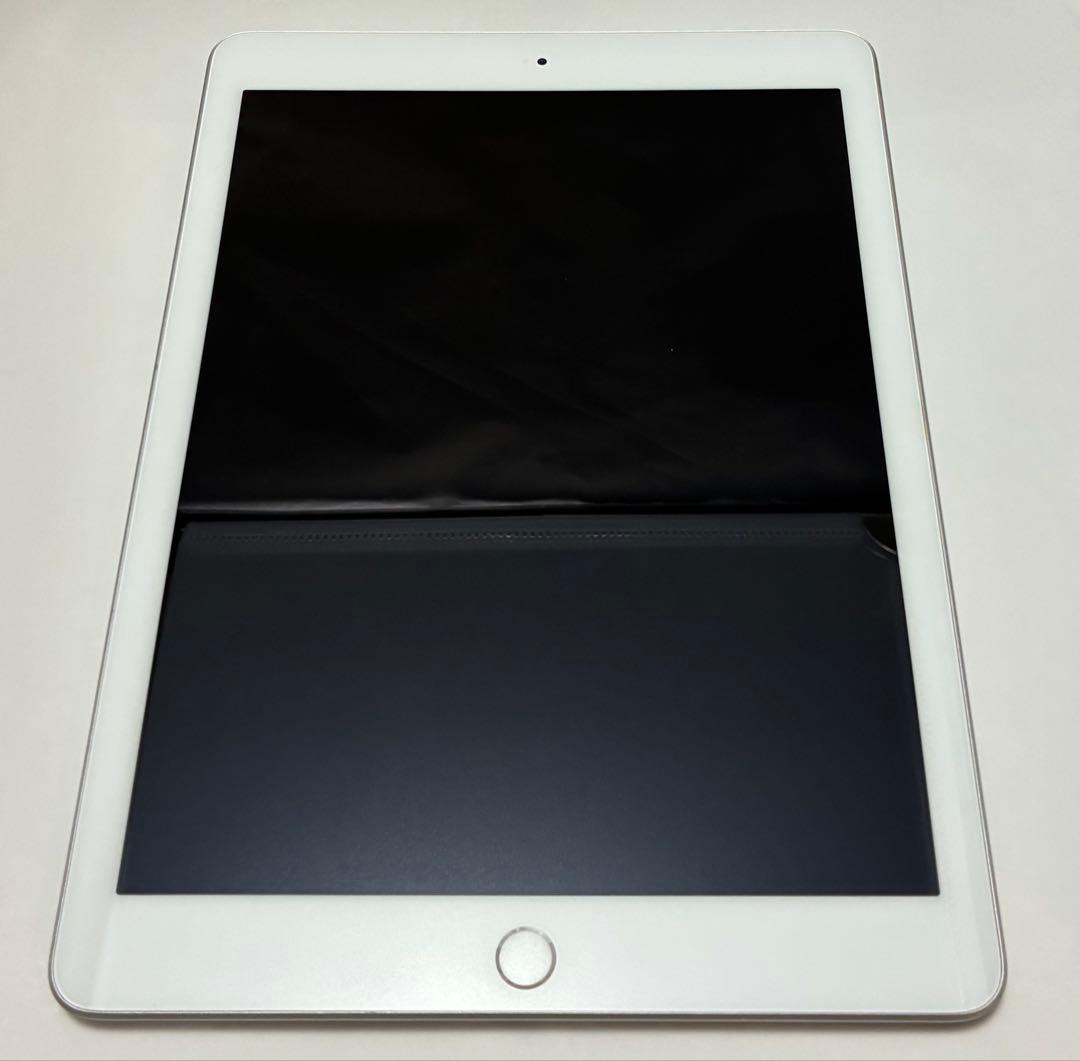 Apple iPad 本体 第6世代 9.7インチ