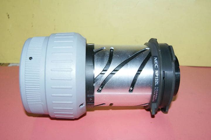 NEC プロジェクター　NP-PA803UJL など用ズームレンズ　NP13ZL