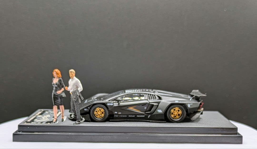 1/64 TimeMicro ランボールギーニ•カウンタック