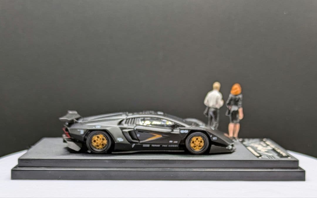 1/64 TimeMicro ランボールギーニ•カウンタック
