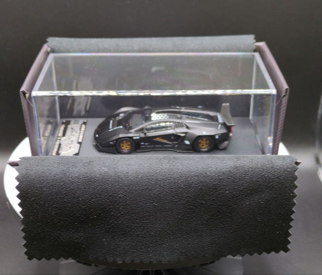 1/64 TimeMicro ランボールギーニ•カウンタック