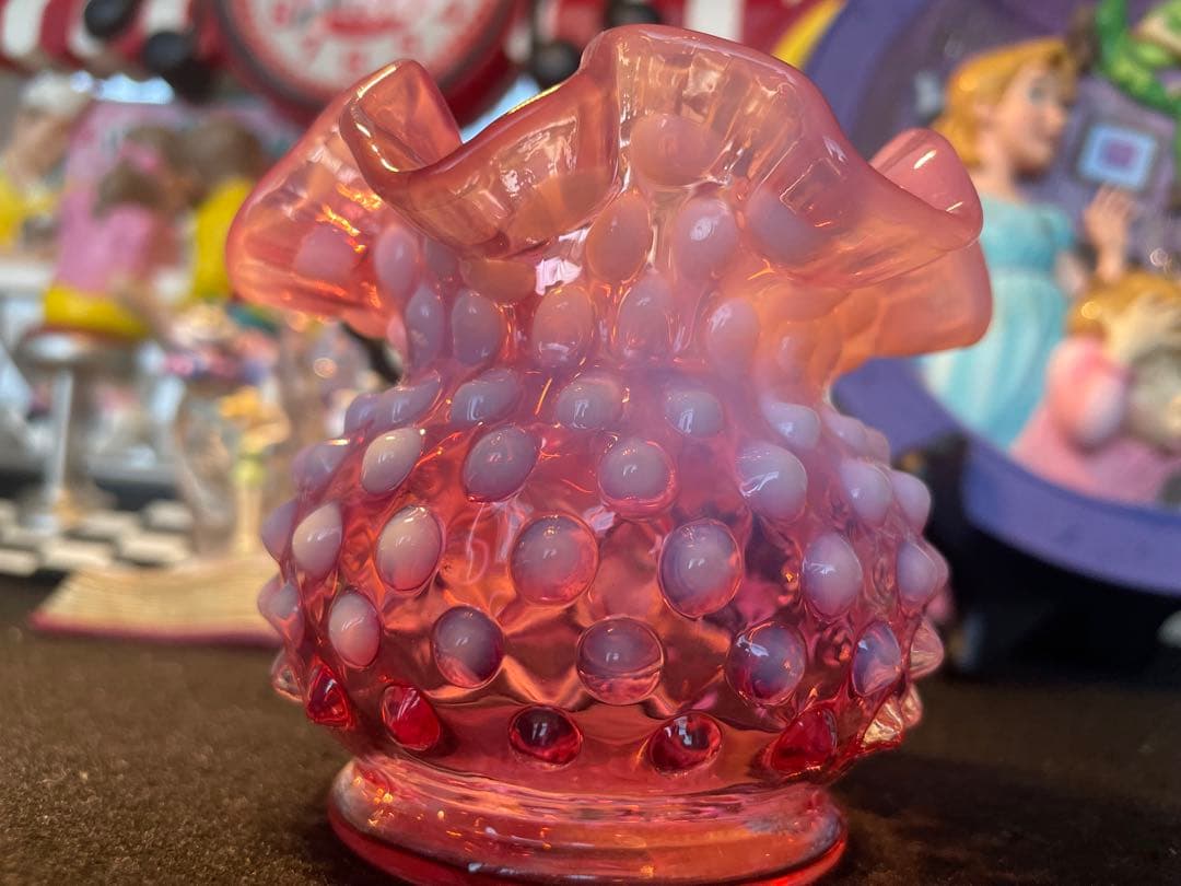 フェントン　クランベリー　オパールセント　ホブネイル　ミニフラワーベース